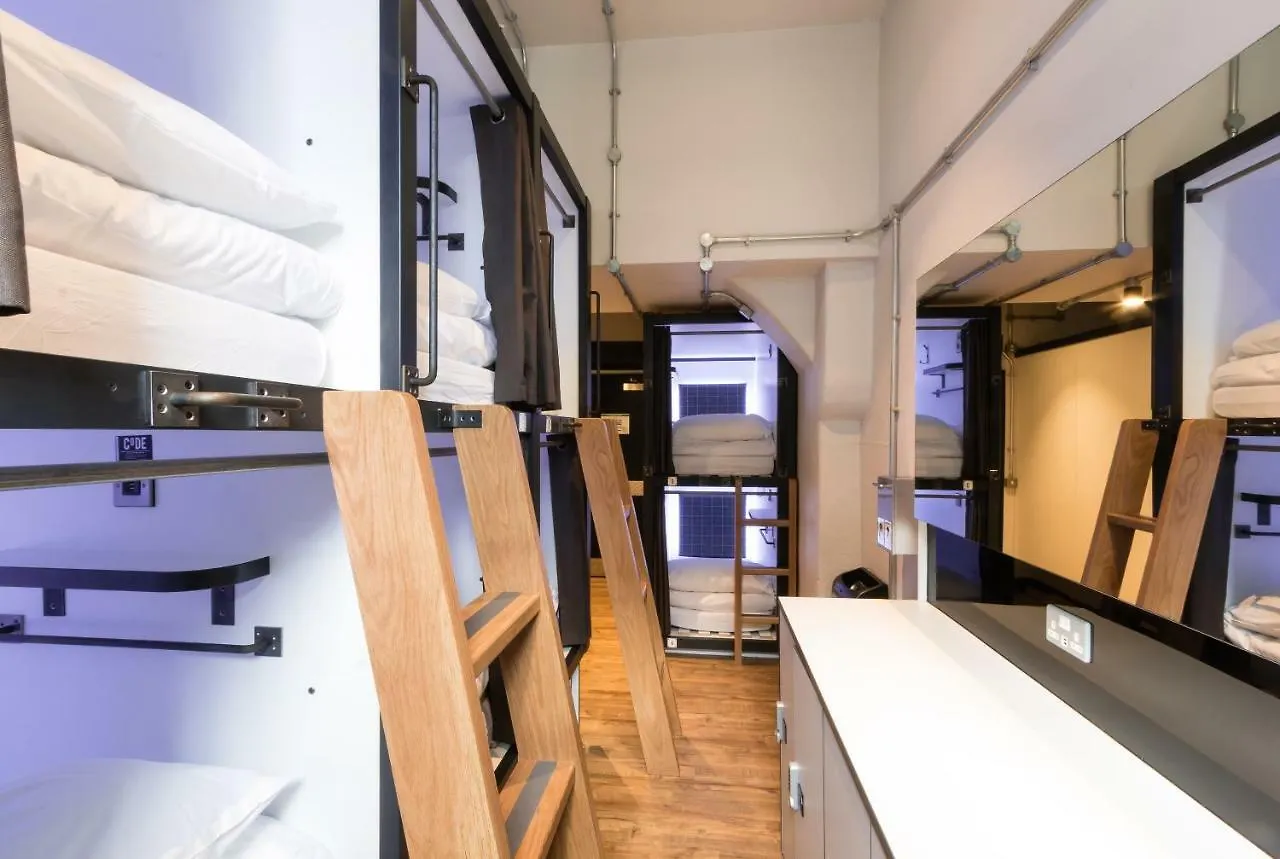 Code Pod - The Court - Edinburgh Hostel United Kingdom