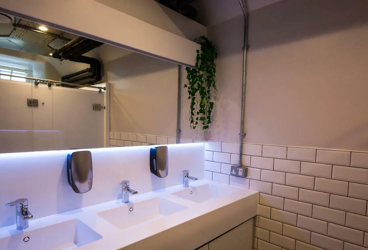Code Pod - The Court - Edinburgh Hostel