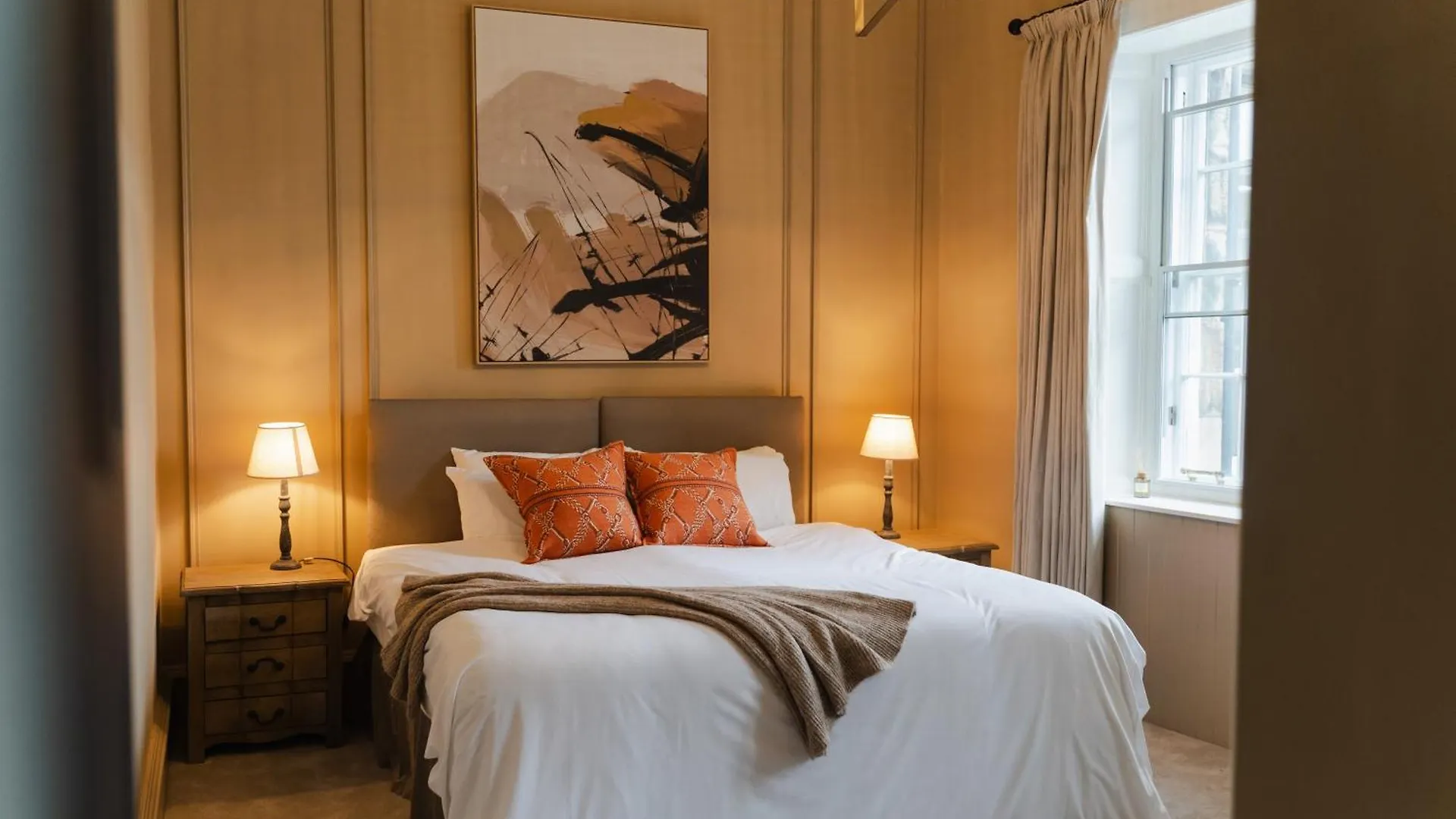 Code Pod - The Court - Edinburgh Hostel